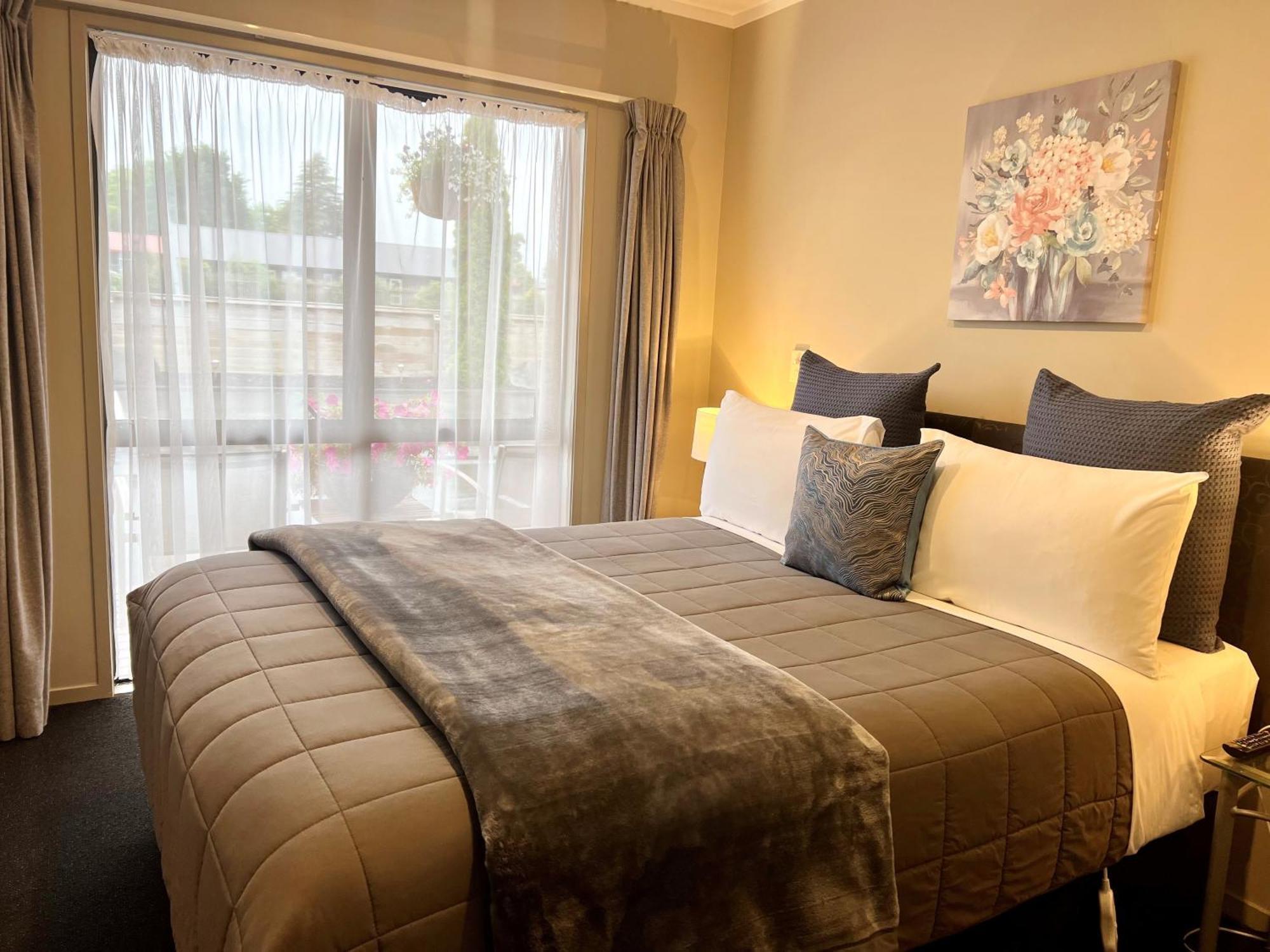Ashbrook Motel